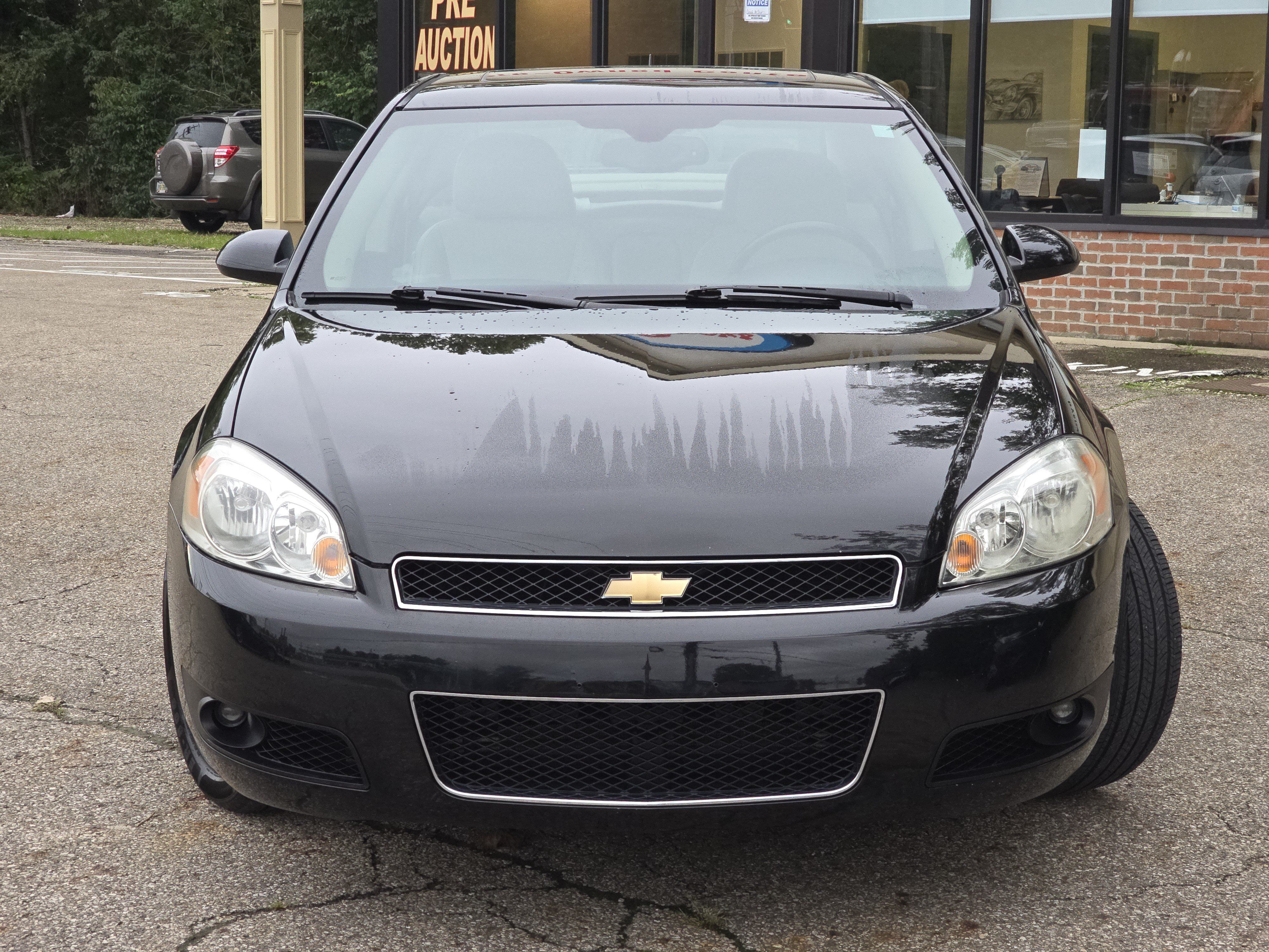 Used 2014 Chevrolet Impala LTZ FWD image 2