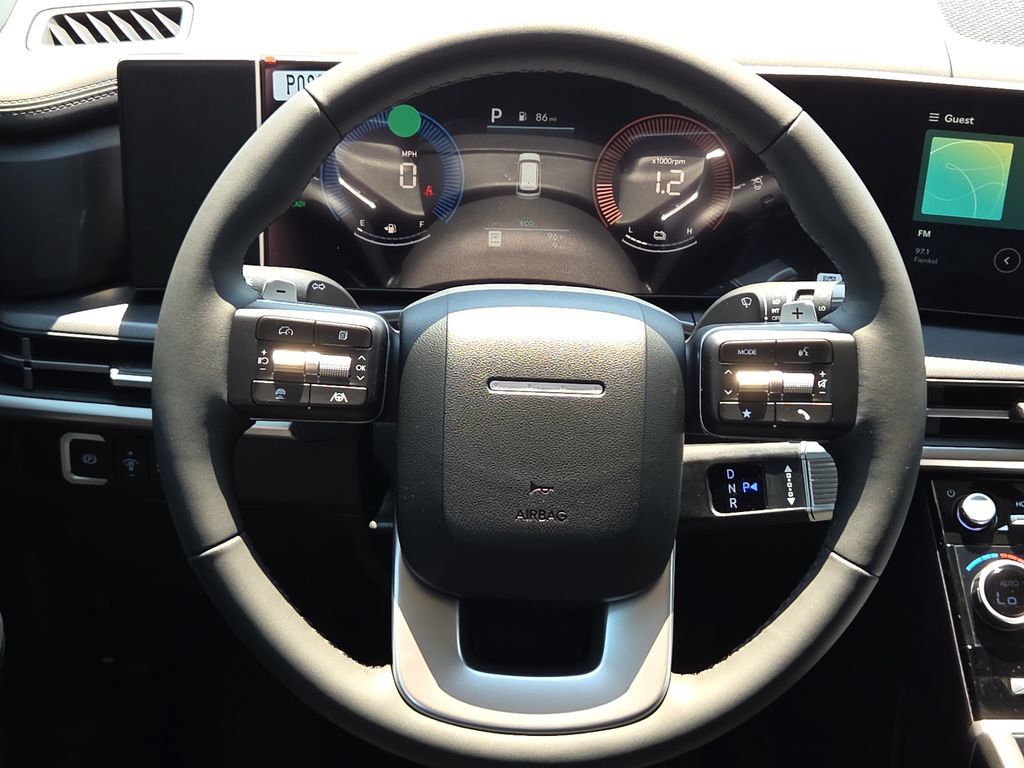 Used 2026 Hyundai Santa Fe SE FWD image 13