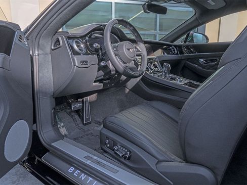 New 2024 Bentley Continental GT Azure image 8