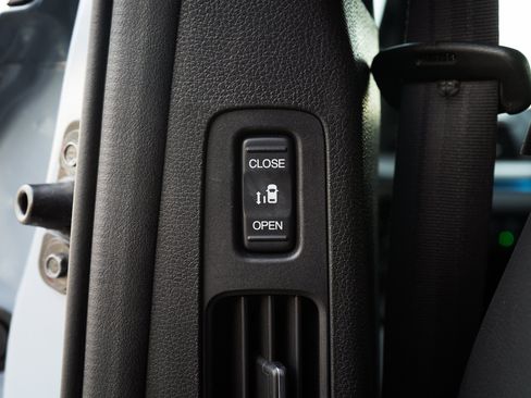 Used 2023 Honda Odyssey Touring image 43