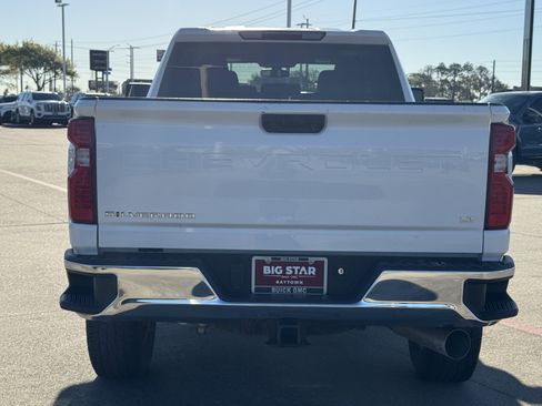 Used 2023 Chevrolet Silverado 2500 LT image 9