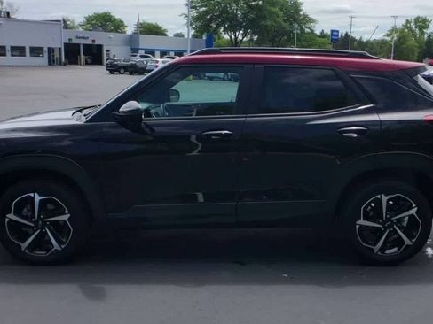 Certified 2021 Chevrolet TrailBlazer RS w/ Technology Package AWD/4WD image 5