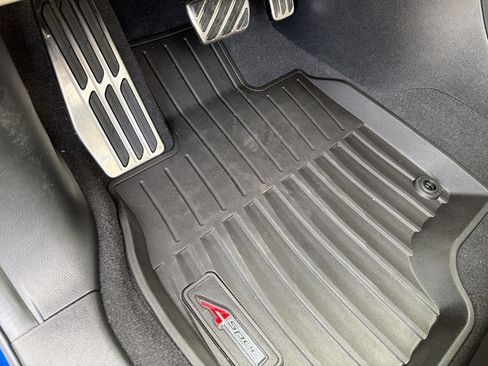 Used 2025 Acura RDX A-Spec image 17