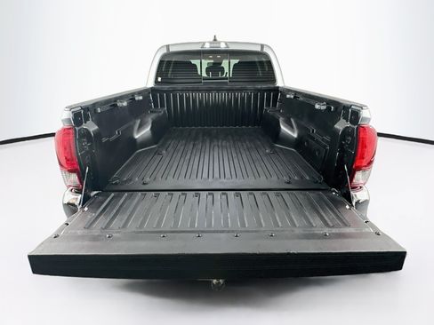 Used 2023 Toyota Tacoma SR5 RWD image 27