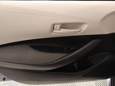 Used 2023 Toyota Corolla LE FWD image 14