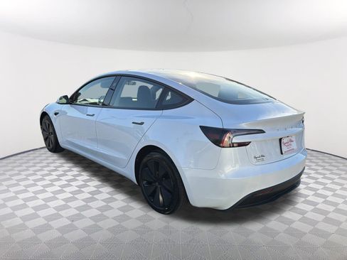 Used 2025 Tesla Model 3 Long Range image 11