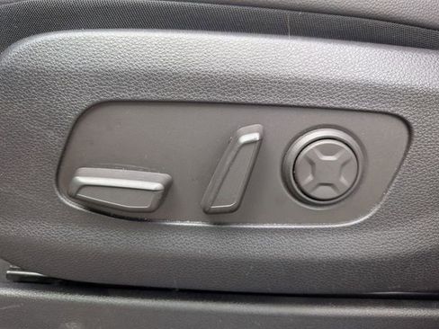 Used 2025 Kia Carnival SX Prestige FWD image 14