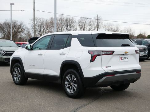 Used 2025 Chevrolet Equinox LT AWD/4WD image 8