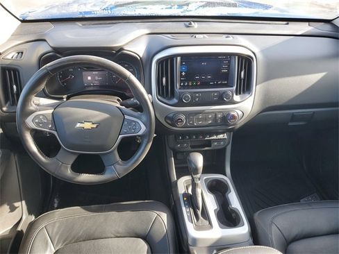 Certified 2022 Chevrolet Colorado ZR2 w/ ZR2 Dusk Special Edition image 11