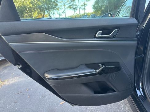 Used 2023 Kia K5 GT image 33