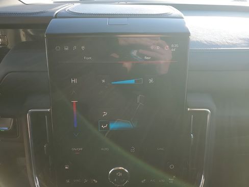 Used 2025 GMC Yukon Denali image 39