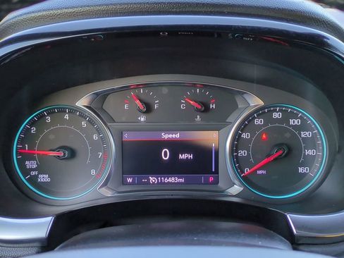 Used 2023 Chevrolet Traverse LT FWD image 27