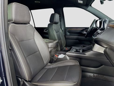 Used 2023 Chevrolet Suburban Premier AWD/4WD image 35