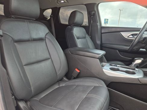 Used 2022 Chevrolet Blazer LT FWD image 25