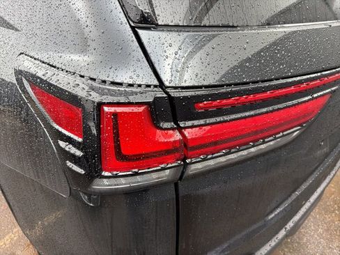 New 2026 Lexus LX 700h Luxury image 21