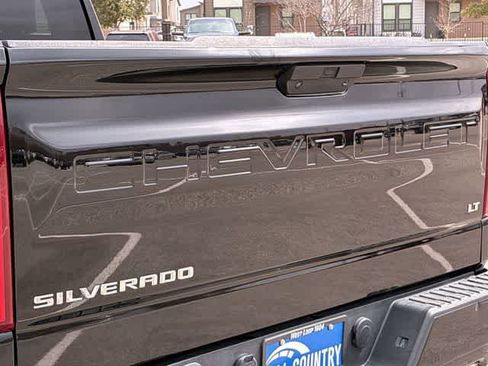 Used 2021 Chevrolet Silverado 1500 LT Trail Boss image 13