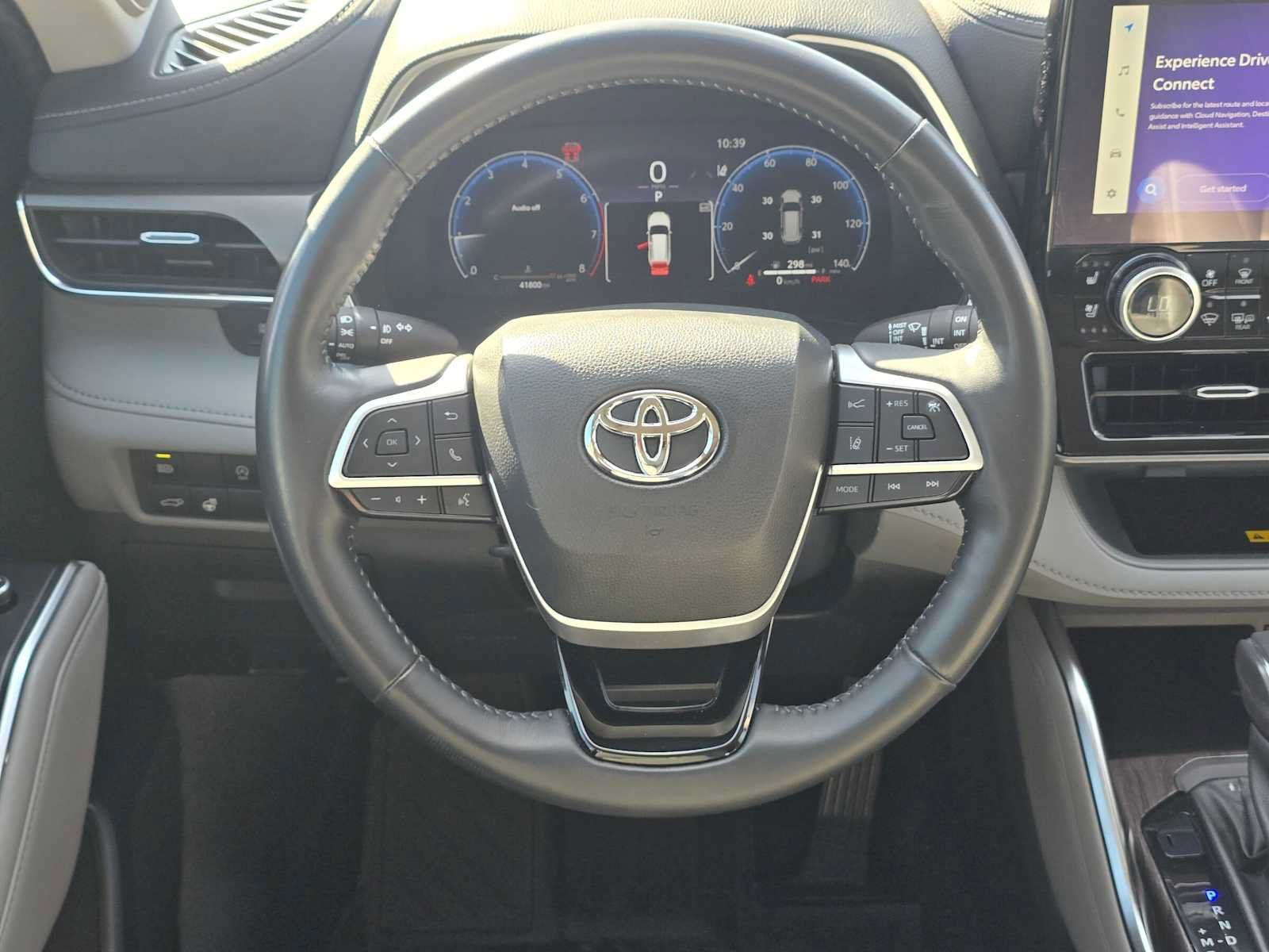 Used 2023 Toyota Highlander Limited AWD/4WD image 19