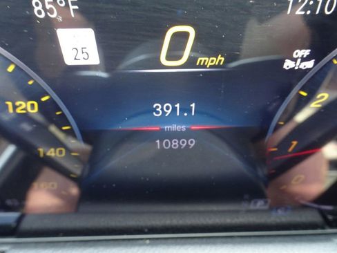 Used 2023 Mercedes-Benz GLA 250 4MATIC image 23