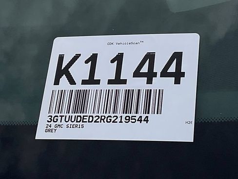 Used 2024 GMC Sierra 1500 SLT w/ SLT Premium Plus Package AWD/4WD image 29