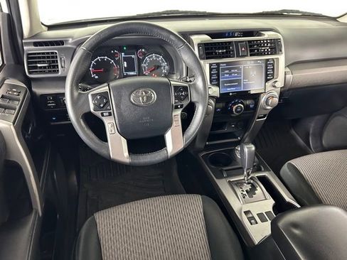 Used 2021 Toyota 4Runner SR5 AWD/4WD image 15