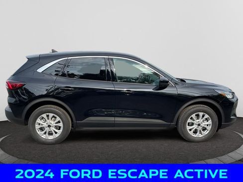 New 2024 Ford Escape Active w/ Tech Pack #2 AWD/4WD image 8