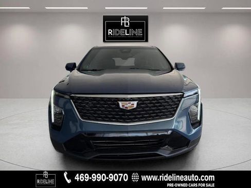 Used 2024 Cadillac XT4 Premium Luxury w/ Cold Weather Package FWD image 3