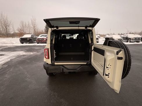 New 2025 Ford Bronco Outer Banks image 23