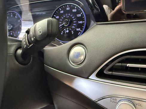 Used 2022 Hyundai Palisade SEL w/ Premium Package image 29