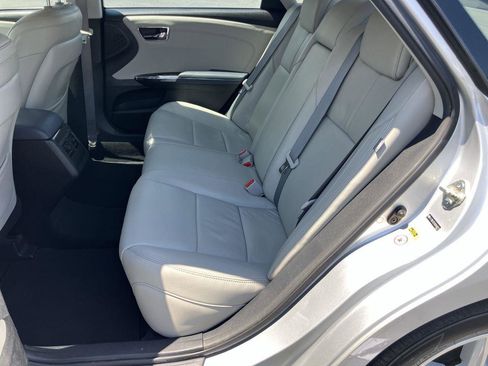 Used 2013 Toyota Avalon XLE Premium FWD image 23