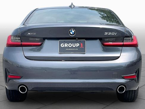 Used 2019 BMW 330i xDrive Sedan w/ Driving Assistance Package AWD/4WD image 4
