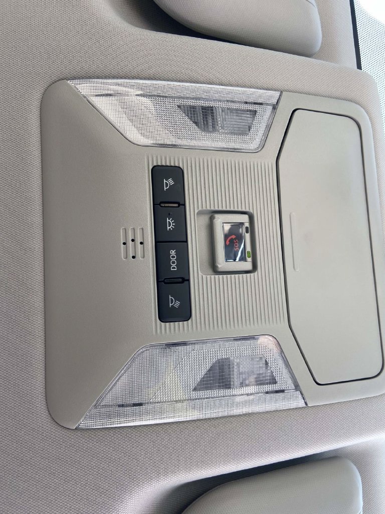 Used 2025 Toyota RAV4 LE FWD image 29