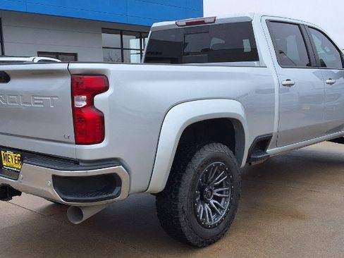 Used 2021 Chevrolet Silverado 2500 LT w/ All Star Edition image 8