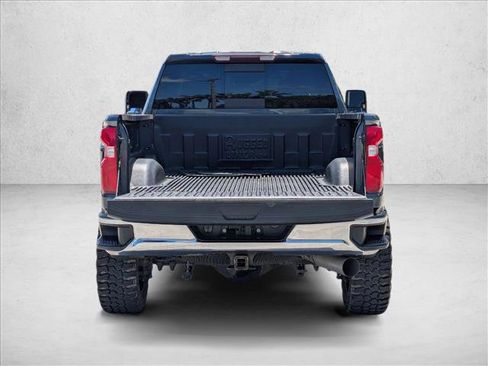 Used 2020 Chevrolet Silverado 2500 LTZ w/ LTZ Convenience Package AWD/4WD image 6