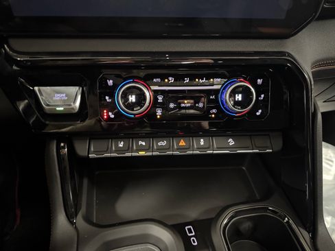 New 2026 GMC Sierra 2500 AT4 image 22