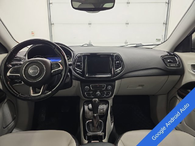 Used 2020 Jeep Compass Limited AWD/4WD image 13