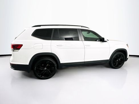 Used 2023 Volkswagen Atlas SE w/ Black Wheel Package FWD image 10
