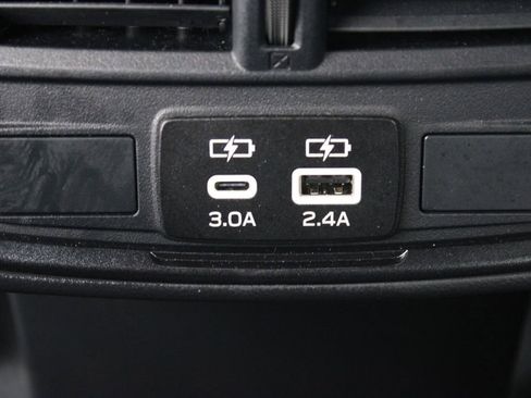 Used 2025 Subaru Forester Limited AWD/4WD image 25