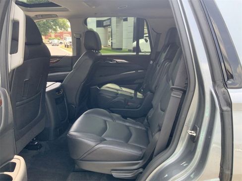 Certified 2020 Cadillac Escalade Luxury w/ Escalade Sport Edition image 25