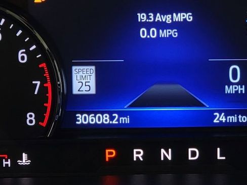 Used 2023 Ford Explorer XLT w/ Equipment Group 202A AWD/4WD image 30
