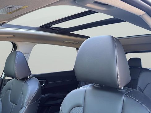 New 2025 Kia Sorento EX w/ Panoramic Sunroof Package AWD/4WD image 21