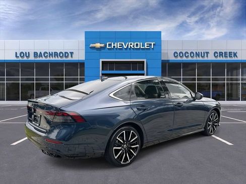 Used 2023 Honda Accord Touring image 8