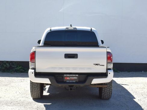 Used 2023 Toyota Tacoma TRD Off-Road w/ TRD Premium Off Road Package AWD/4WD image 4