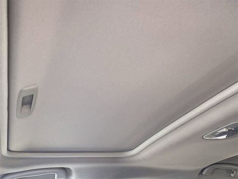 New 2025 Subaru Crosstrek 2.0i Premium image 18