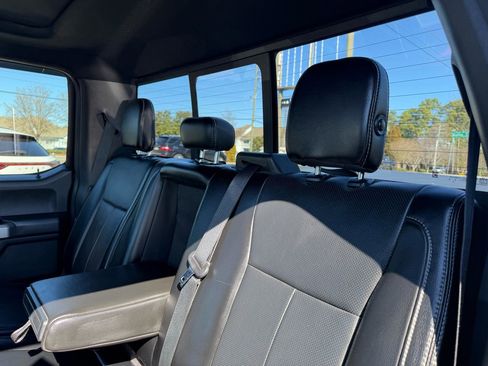 Used 2018 Ford F150 Lariat image 27