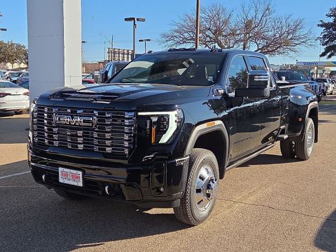 New 2026 GMC Sierra 3500 Denali Ultimate w/ LPO, Black Badging Package AWD/4WD image 1