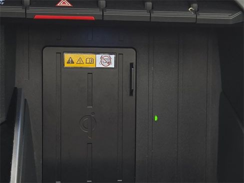 Used 2024 Toyota Tundra Platinum image 29