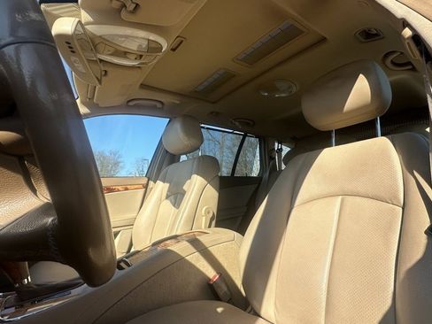 Used 2009 Mercedes-Benz E 350 4MATIC Wagon image 6
