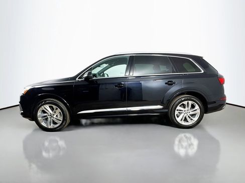 Used 2020 Audi Q7 2.0T Premium w/ Convenience Package AWD/4WD image 4