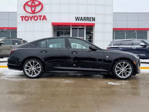 Used 2023 Cadillac CT5 Sport image 3