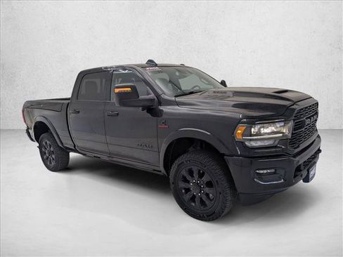 Used 2023 RAM 2500 Limited AWD/4WD image 3
